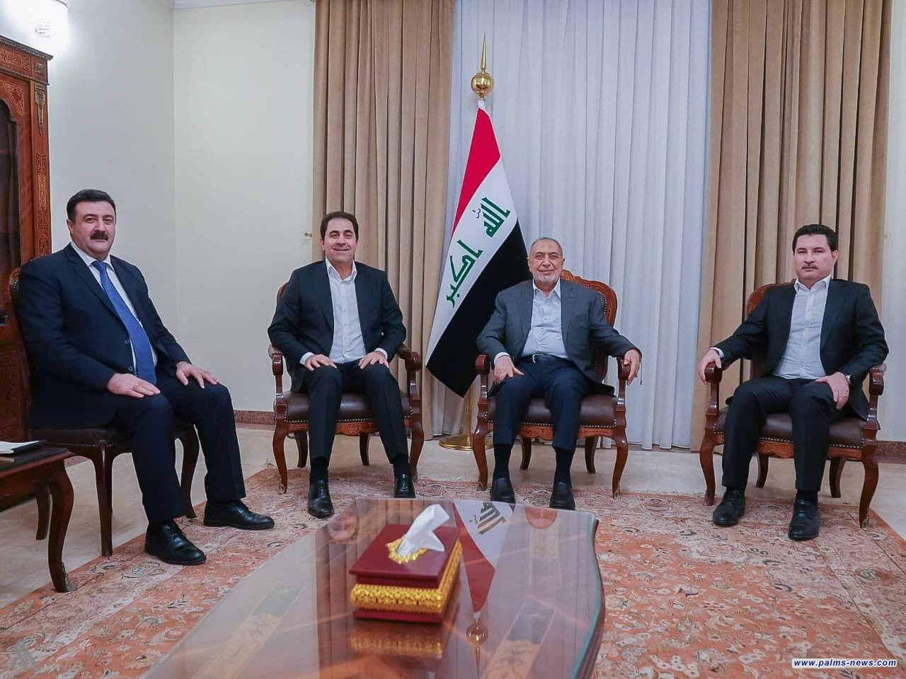 المشهداني يؤكد حرص البرلمان على تعزيز التعاون مع الكتل النيابية لإقرار القوانين المهمة